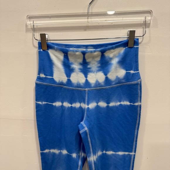 Free People Movement Tie Dye Essentia Legging Blue Small Loungewear Casual Comfy - Picture 3 of 8